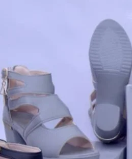 صندل كعب نسائي